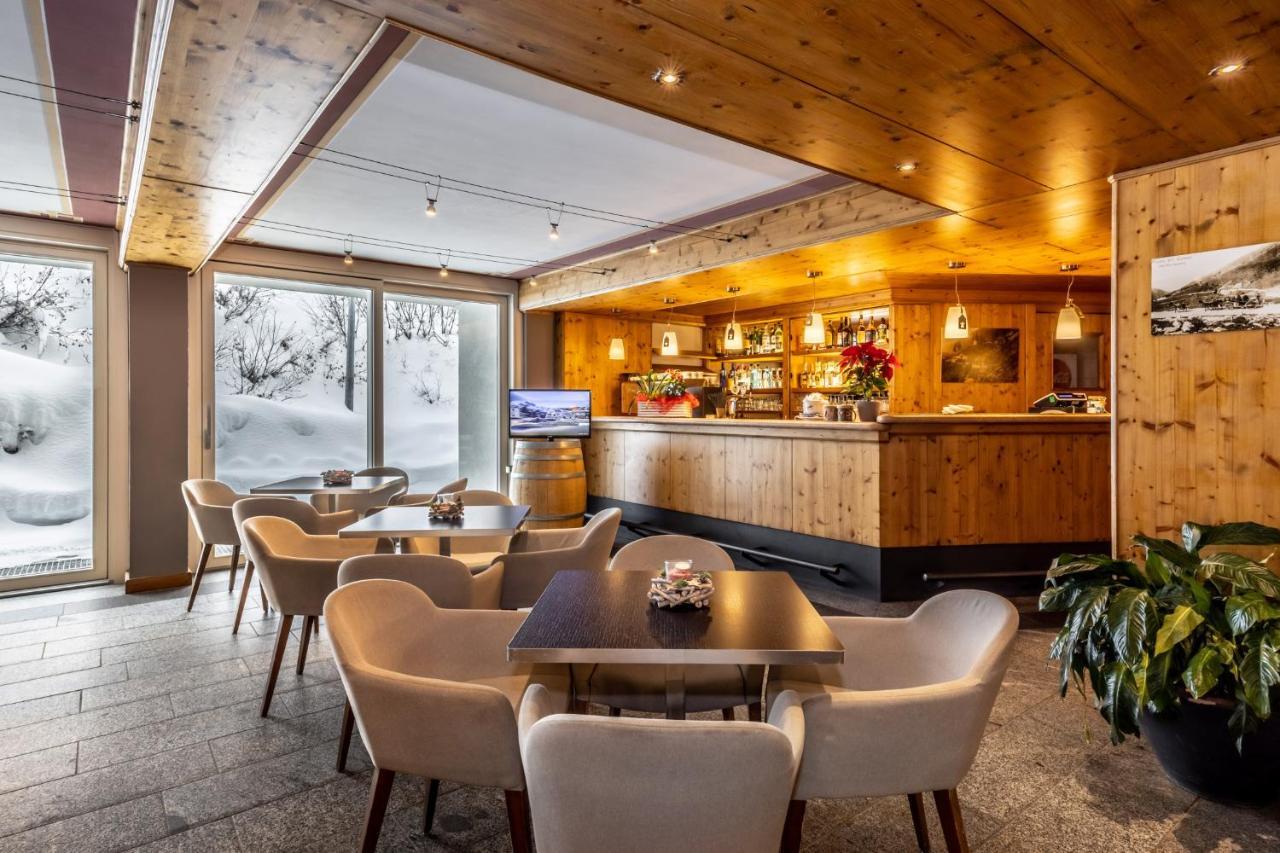 Hotel Piandineve Passo del Tonale Eksteriør bilde