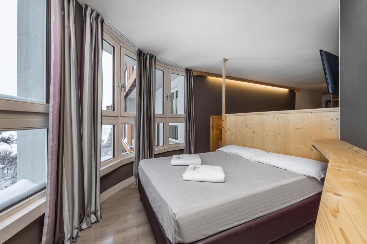 Hotel Piandineve Passo del Tonale Eksteriør bilde