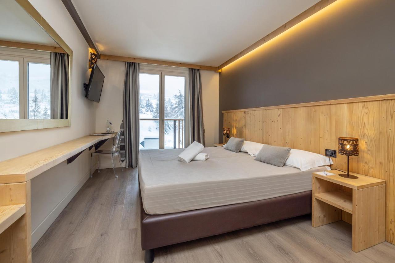 Hotel Piandineve Passo del Tonale Eksteriør bilde