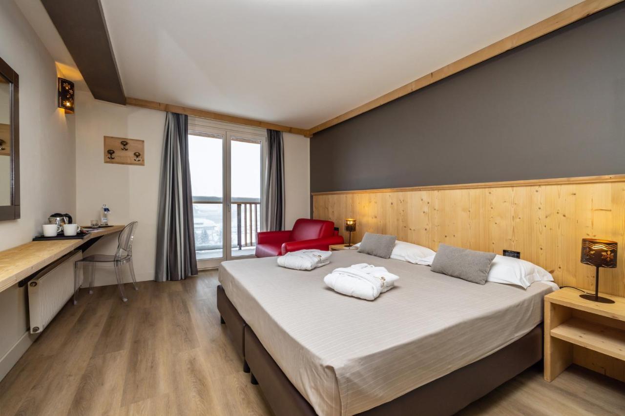Hotel Piandineve Passo del Tonale Eksteriør bilde